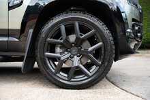 Land Rover Defender 110 D250 MHEV X-Dynamic SE 