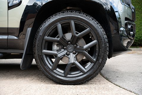 3.0 D250 MHEV X-Dynamic SE SUV 5dr Diesel Auto 4WD Euro 6 (s/s) (250 ps)