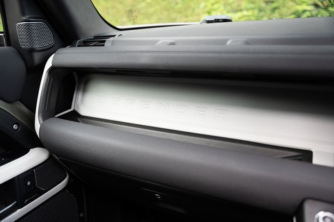 3.0 D250 MHEV X-Dynamic SE SUV 5dr Diesel Auto 4WD Euro 6 (s/s) (250 ps)