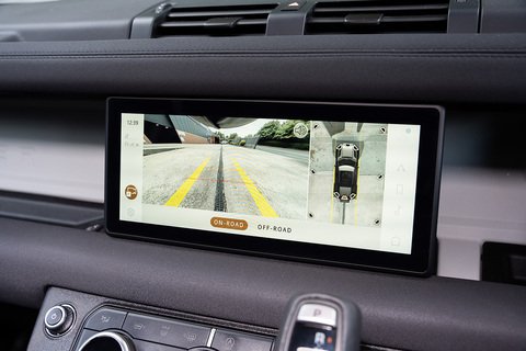 3.0 D250 MHEV X-Dynamic SE SUV 5dr Diesel Auto 4WD Euro 6 (s/s) (250 ps)