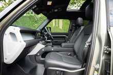 Land Rover Defender 110 D250 MHEV X-Dynamic SE 