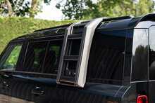 Land Rover Defender 110 D350 MHEV X-Dynamic HSE 