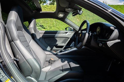 3.7T 992 Turbo S Coupe 2dr Petrol PDK 4WD Euro 6 (s/s) (650 ps)