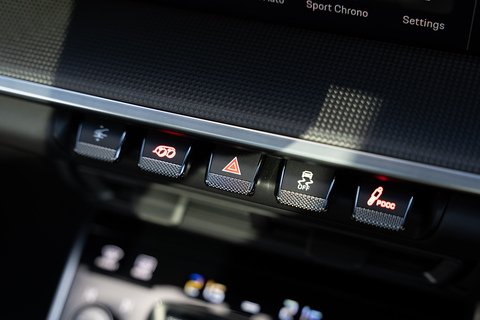 3.7T 992 Turbo S Coupe 2dr Petrol PDK 4WD Euro 6 (s/s) (650 ps)