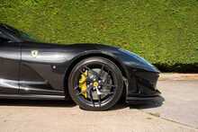 Ferrari 812 Superfast V12 