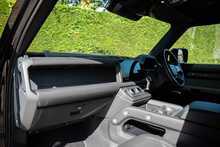 Land Rover Defender 110 D350 MHEV X-Dynamic HSE 