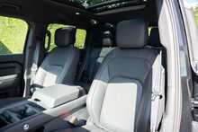 Land Rover Defender 110 D350 MHEV X-Dynamic HSE 