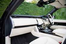 Land Rover Range Rover D350 MHEV HSE 
