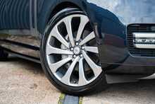 Land Rover Range Rover D350 MHEV HSE 