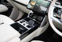 Land Rover Range Rover D350 MHEV HSE 