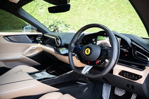 V12 SUV 6.5 Automatic Petrol