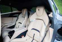 Ferrari Purosangue V12 