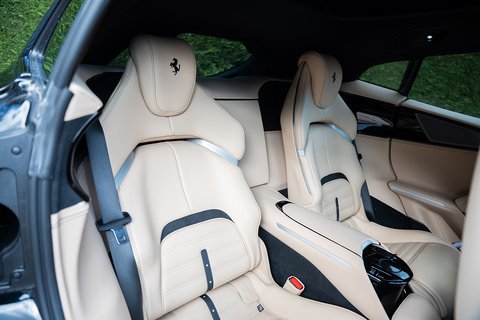 V12 SUV 6.5 Automatic Petrol