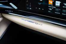 Ferrari Purosangue V12 