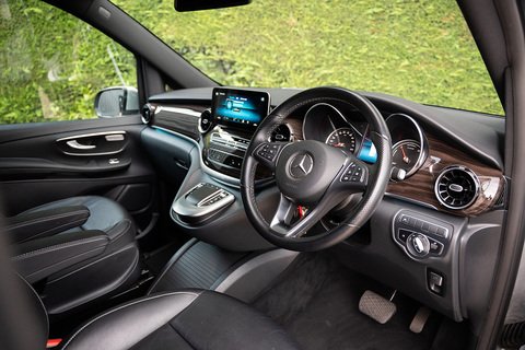 EQV 300e 90kWh Sport MPV 5dr Electric Auto (204 ps)