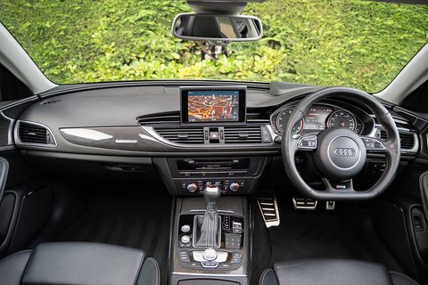 4.0 TFSI V8 Estate 5dr Petrol Tiptronic quattro Euro 5 (s/s) (560 ps)