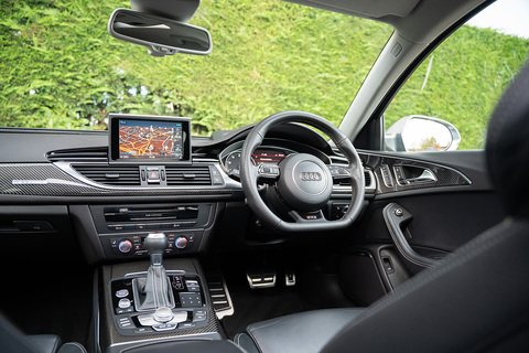 4.0 TFSI V8 Estate 5dr Petrol Tiptronic quattro Euro 5 (s/s) (560 ps)