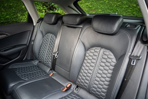 4.0 TFSI V8 Estate 5dr Petrol Tiptronic quattro Euro 5 (s/s) (560 ps)