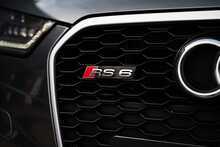 Audi RS6 Avant TFSI V8 