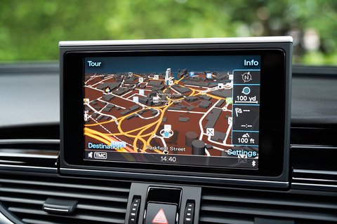 4.0 TFSI V8 Estate 5dr Petrol Tiptronic quattro Euro 5 (s/s) (560 ps)