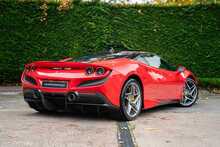 Ferrari F8 Tributo T V8 