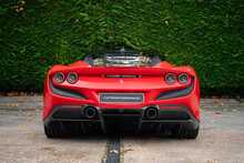 Ferrari F8 Tributo T V8 