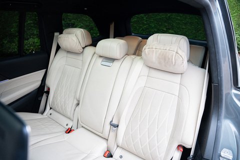 4.0 GLS63 V8 MHEV AMG Night Edition (Executive) SUV 5dr Petrol SpdS TCT 4WD Euro 6 (s/s) (634 ps)