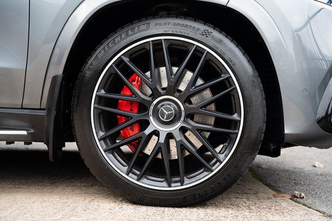 4.0 GLS63 V8 MHEV AMG Night Edition (Executive) SUV 5dr Petrol SpdS TCT 4WD Euro 6 (s/s) (634 ps)