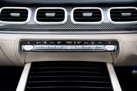 4.0 GLS63 V8 MHEV AMG Night Edition (Executive) SUV 5dr Petrol SpdS TCT 4WD Euro 6 (s/s) (634 ps)