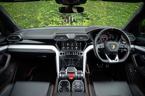 V8 4.0 5dr Estate Automatic Petrol