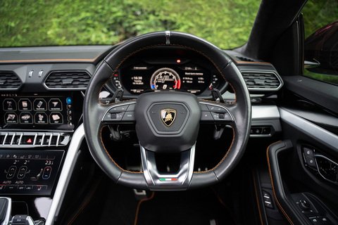 V8 4.0 5dr Estate Automatic Petrol