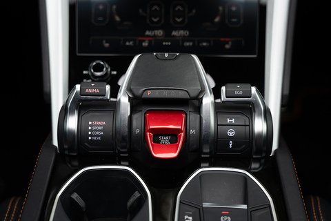 V8 4.0 5dr Estate Automatic Petrol