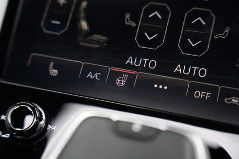 V8 4.0 5dr Estate Automatic Petrol