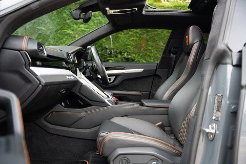 V8 4.0 5dr Estate Automatic Petrol