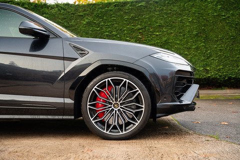 4.0 V8 BiTurbo 25.9kWh SE SUV 5dr Petrol Plug-in Hybrid Auto 4WD Euro 6 (800 ps)