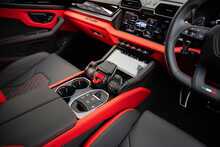 Lamborghini Urus V8 BiTurbo SE 