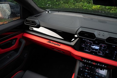 4.0 V8 BiTurbo 25.9kWh SE SUV 5dr Petrol Plug-in Hybrid Auto 4WD Euro 6 (800 ps)