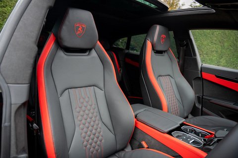 4.0 V8 BiTurbo 25.9kWh SE SUV 5dr Petrol Plug-in Hybrid Auto 4WD Euro 6 (800 ps)