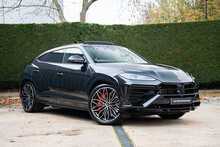 Lamborghini Urus V8 BiTurbo SE 