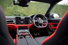 Lamborghini Urus V8 BiTurbo SE 