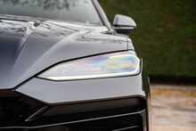 Lamborghini Urus V8 BiTurbo SE 