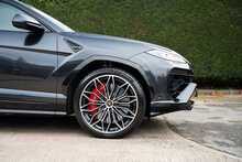 Lamborghini Urus V8 BiTurbo SE 