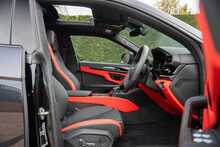 Lamborghini Urus V8 BiTurbo SE 