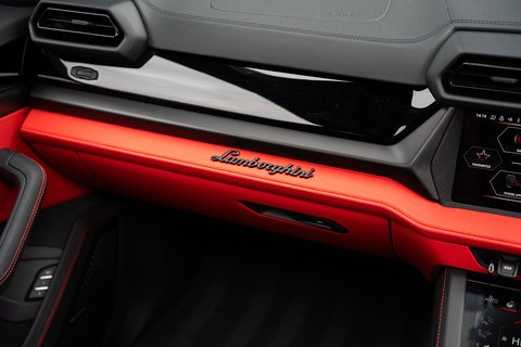 4.0 V8 BiTurbo 25.9kWh SE SUV 5dr Petrol Plug-in Hybrid Auto 4WD Euro 6 (800 ps)