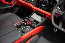 Lamborghini Urus V8 BiTurbo SE 