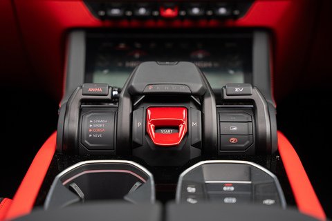 4.0 V8 BiTurbo 25.9kWh SE SUV 5dr Petrol Plug-in Hybrid Auto 4WD Euro 6 (800 ps)