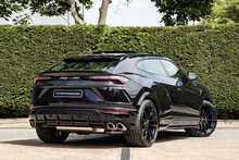 Lamborghini Urus V8 
