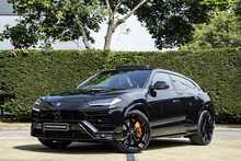 Lamborghini Urus V8 