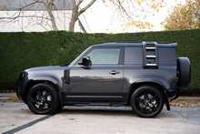 Land Rover Defender 90 D300 MHEV X-Dynamic HSE 