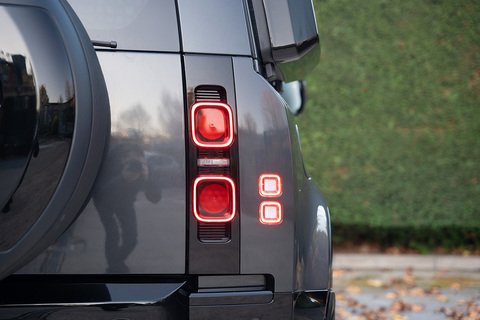 3.0 D300 MHEV X-Dynamic HSE Hard Top SUV 3dr Diesel Auto 4WD SWB Euro 6 (s/s) (300 ps)